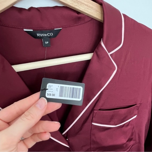 RW&CO new silky pajama style blouse NWT - Picture 1 of 4